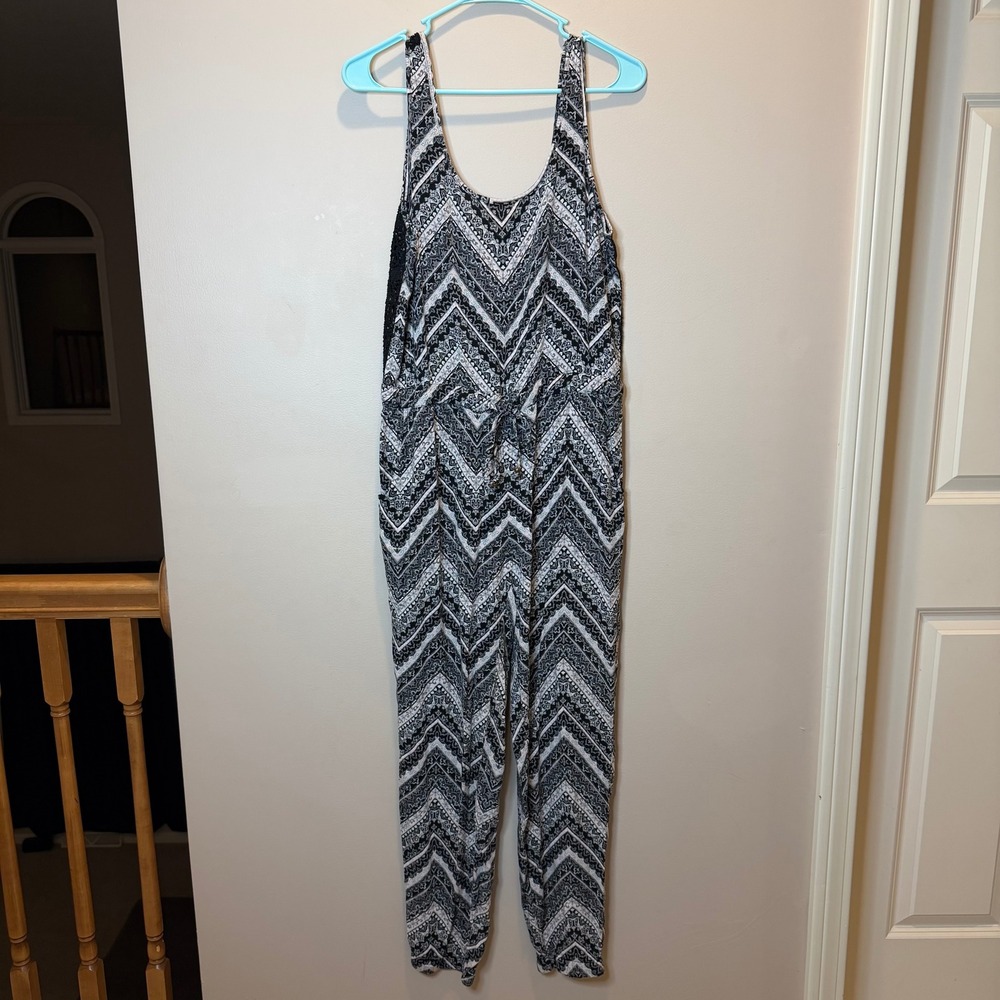 Bethany Mota Black/White Chevron Lace Back Jumpsuit Womens Medium Boho 2010s